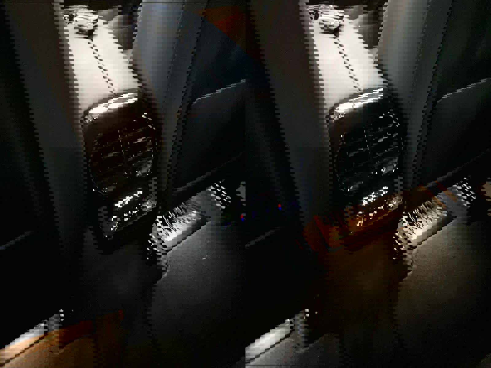 Used 2023 BMW iX xDrive50 image 35