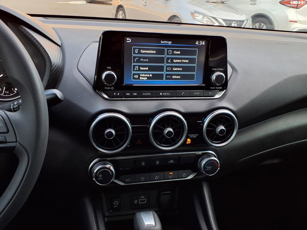 Used 2024 Nissan Sentra S image 15