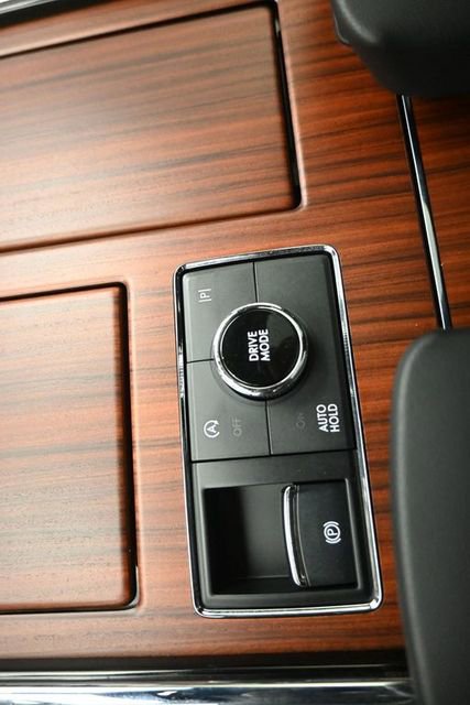 Used 2024 Lincoln Navigator Reserve image 19