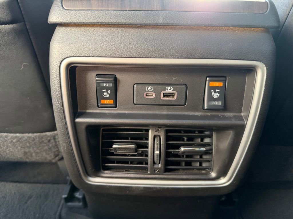 Used 2023 Nissan Murano Platinum w/ Cargo Package image 28