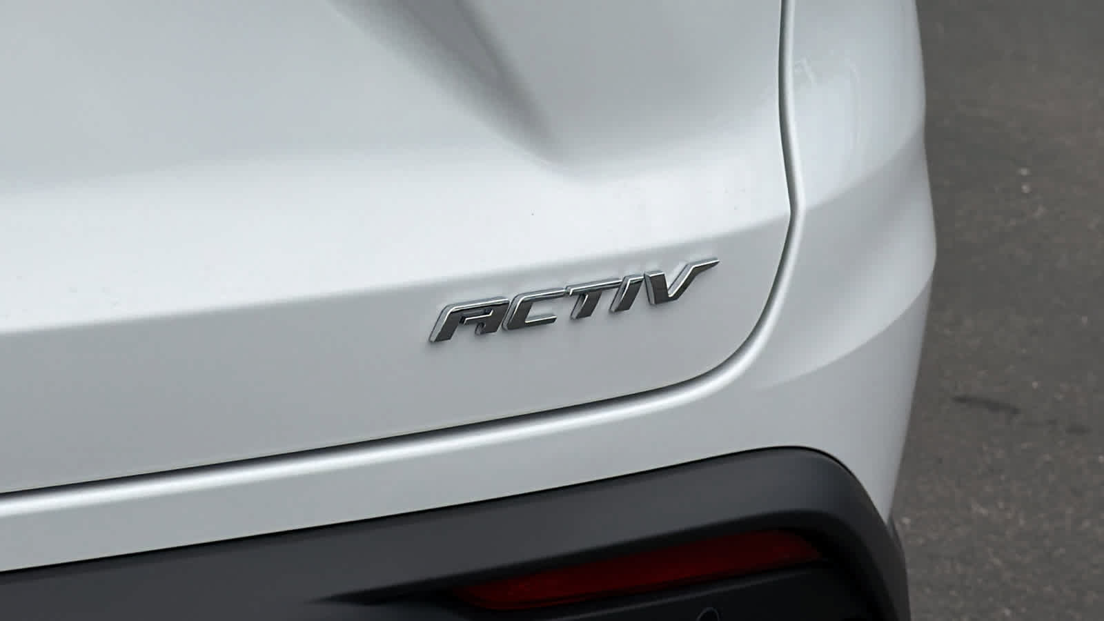 New 2026 Chevrolet Trax ACTIV w/ Sunroof Package FWD image 28