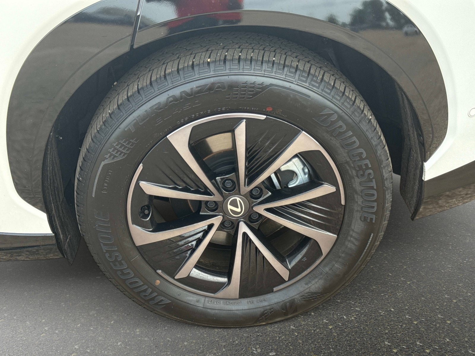 Used 2026 Lexus RZ 350e 2WD w/ Convenience Package image 10