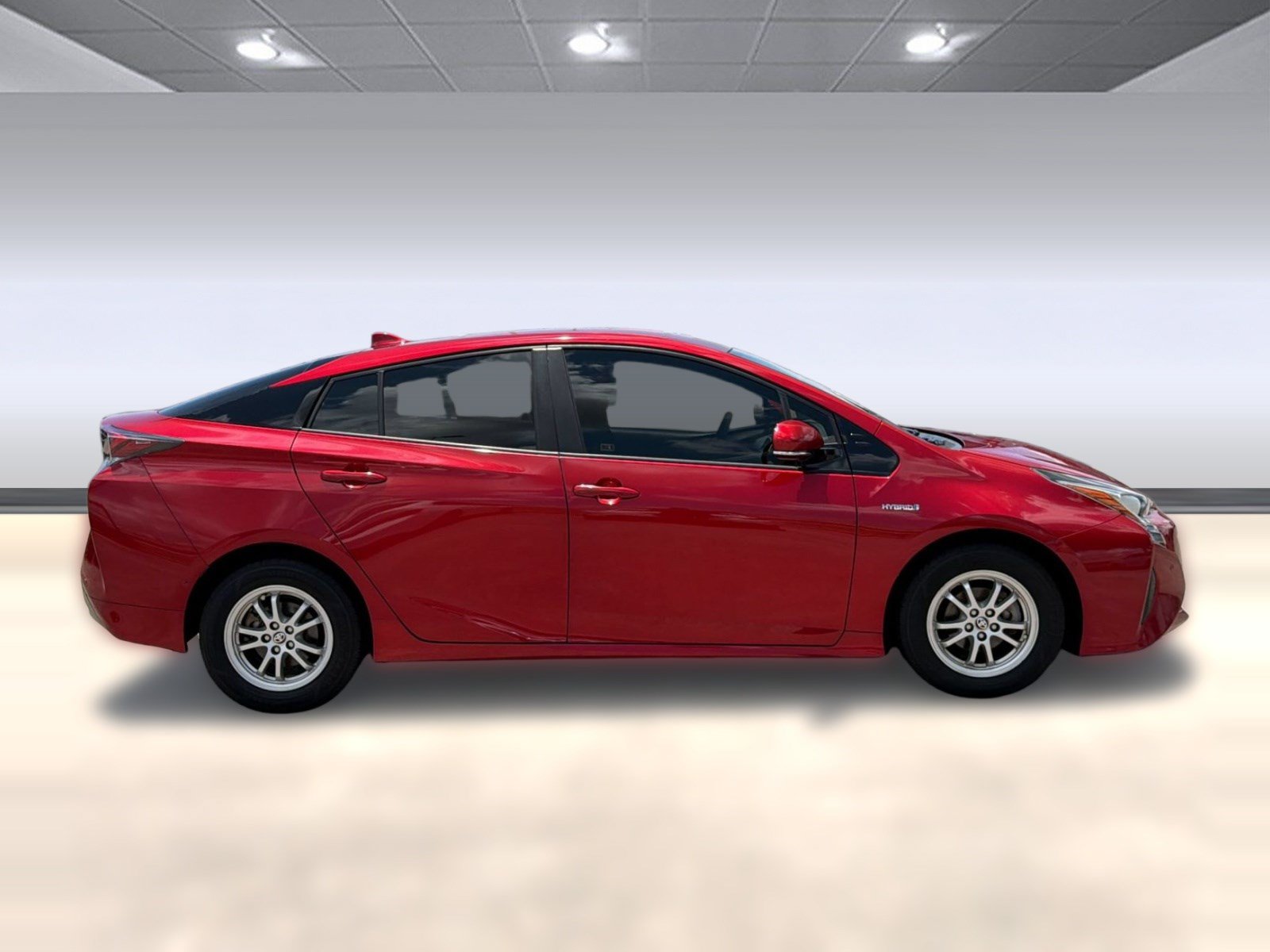 Used 2018 Toyota Prius Two w/ Prius Two Safety Plus Package FWD image 8