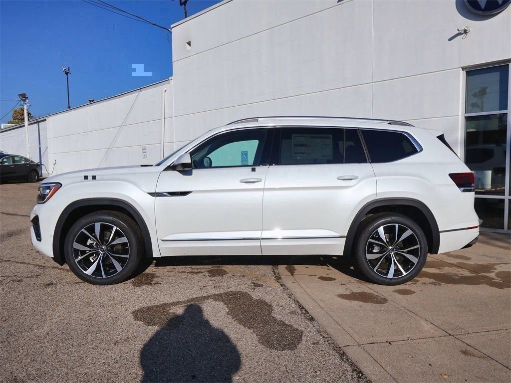 New 2026 Volkswagen Atlas SEL Premium R-Line image 2