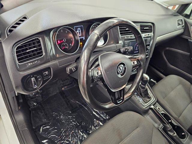 Used 2019 Volkswagen Golf S FWD image 7