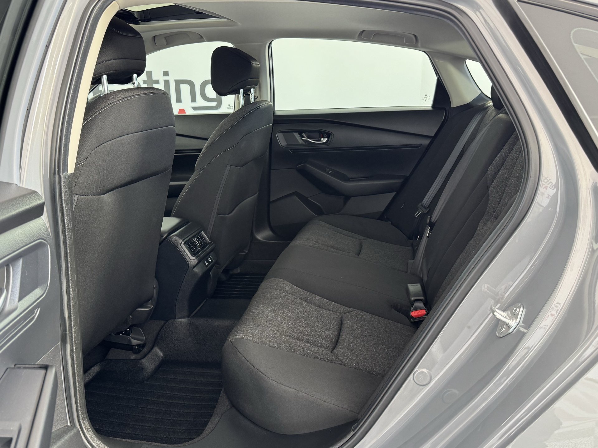 Used 2025 Honda Accord SE image 15