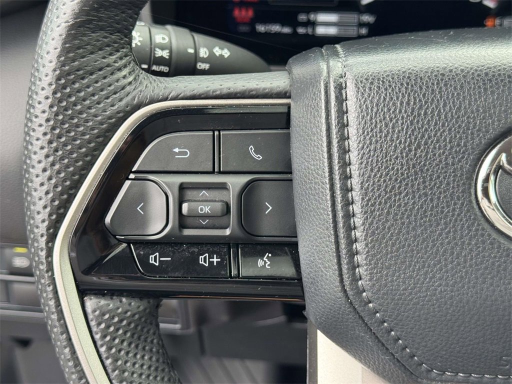 Used 2024 Toyota Tundra Limited image 11
