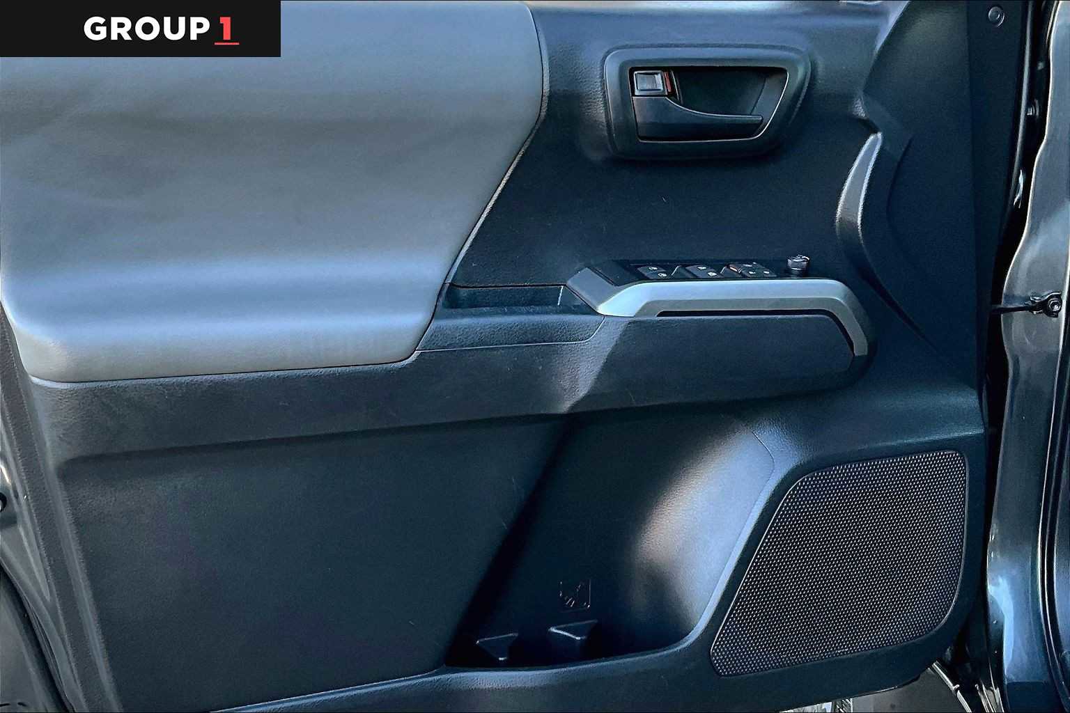 Certified 2023 Toyota Tacoma SR5 AWD/4WD image 22