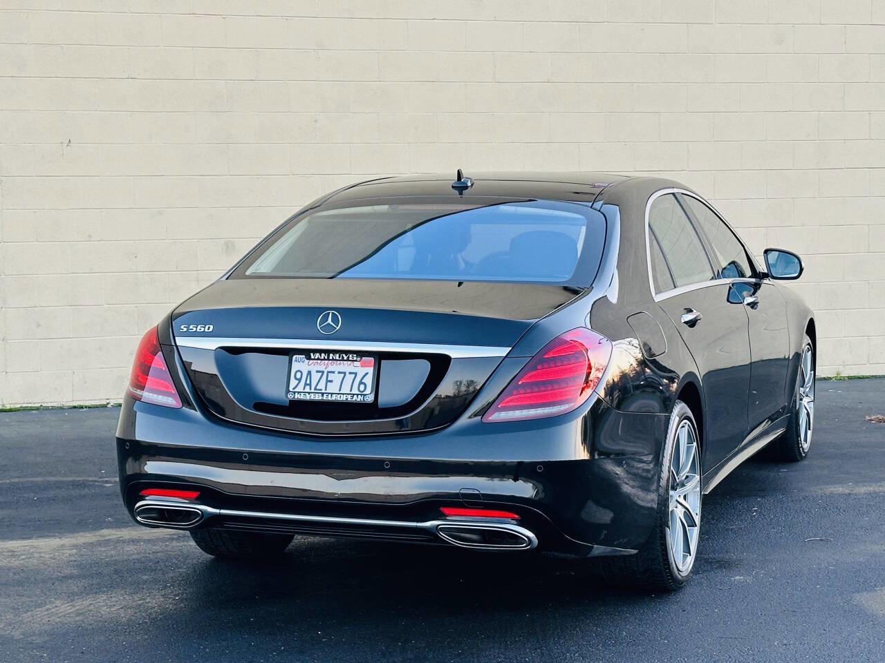 Used 2018 Mercedes-Benz S 560 Sedan image 5
