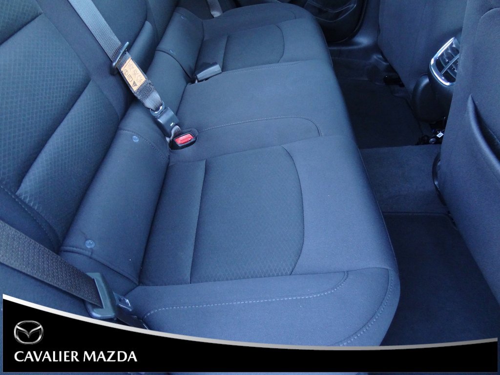 Used 2025 Chevrolet Malibu LT image 14