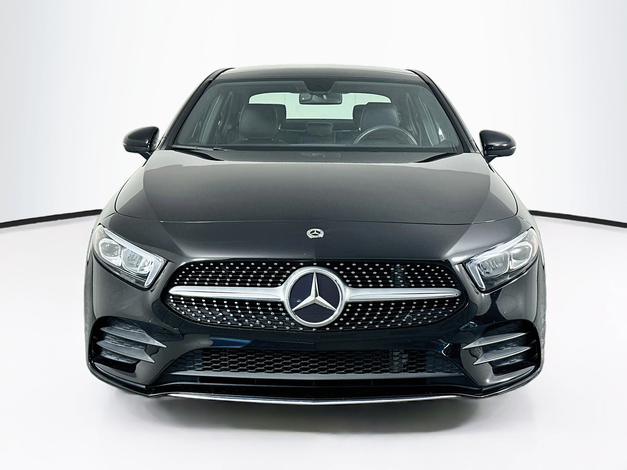 Used 2022 Mercedes-Benz A 220 4MATIC image 2