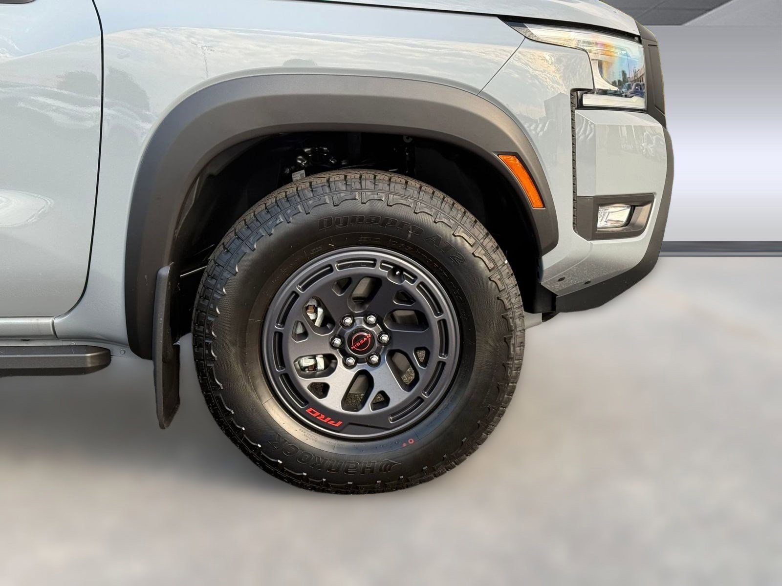 New 2026 Nissan Frontier PRO-4X w/ Pro-4x Convenience Package image 10