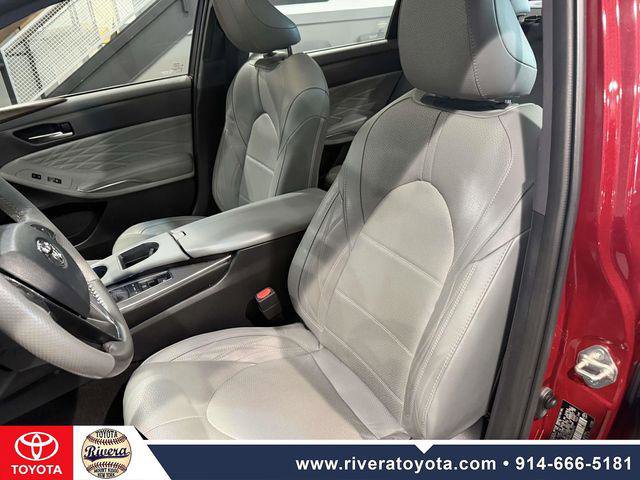 Certified 2019 Toyota Avalon Limited image 14