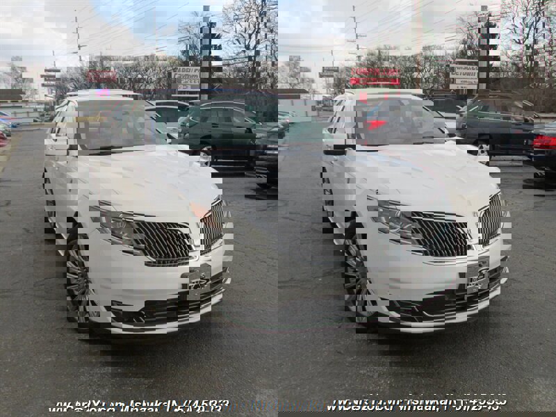 Used 2015 Lincoln MKS AWD w/ Equipment Group 101A image 8