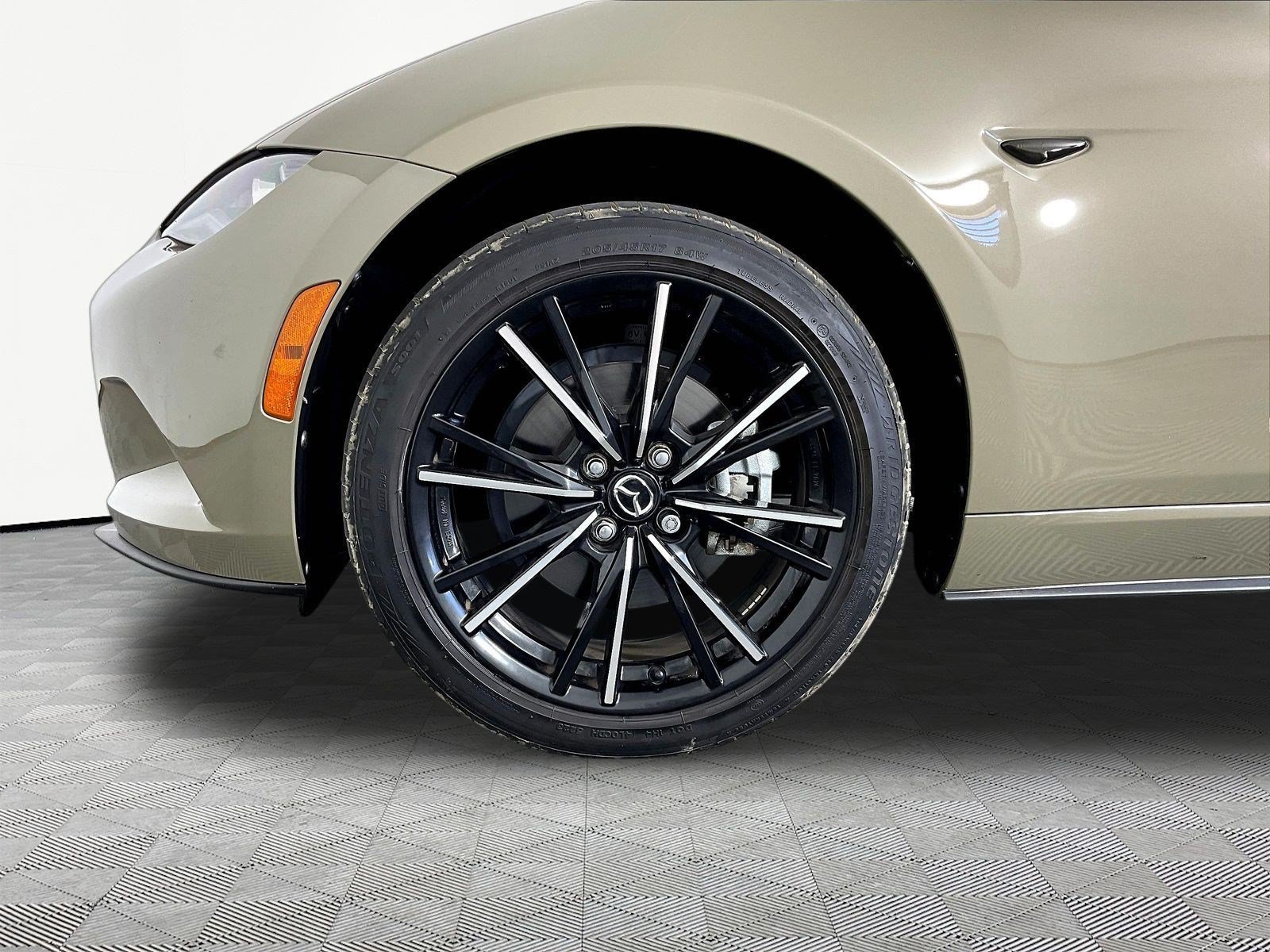 Used 2024 MAZDA MX-5 Miata RF Grand Touring w/ Weather Package RWD image 27