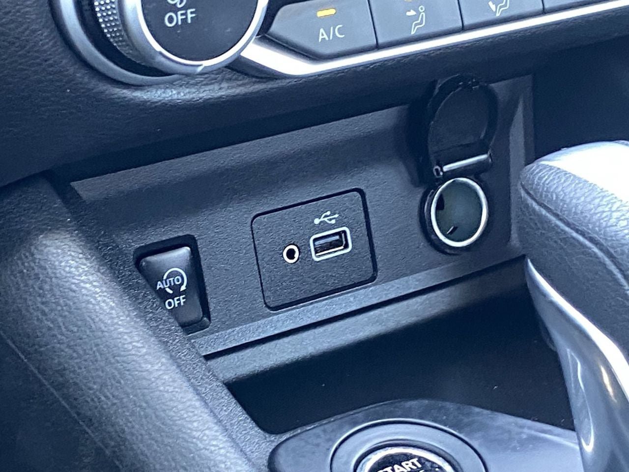 Certified 2025 Nissan Sentra S FWD image 20