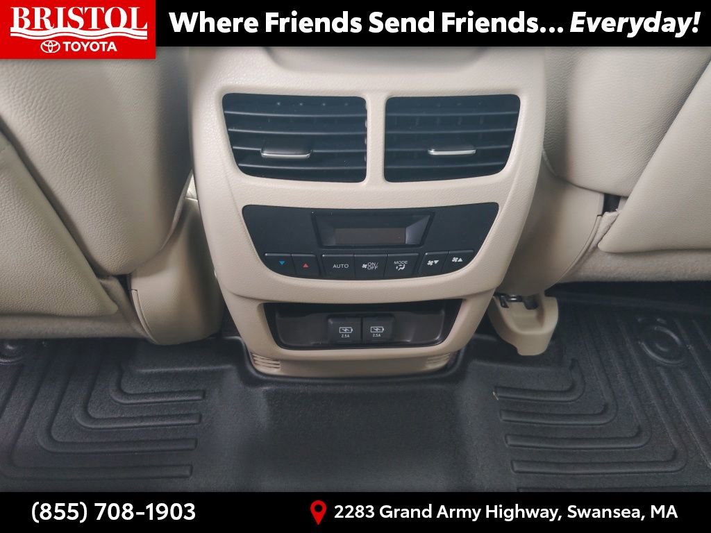 Used 2020 Acura MDX SH-AWD image 14