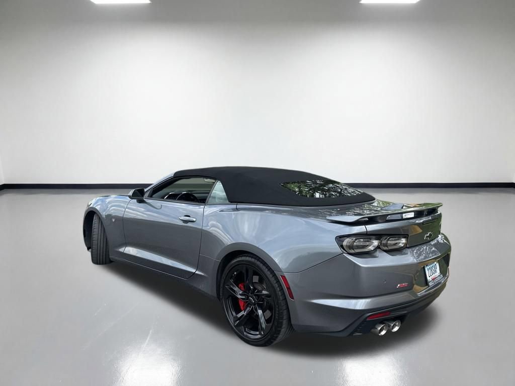 Used 2021 Chevrolet Camaro SS RWD image 2
