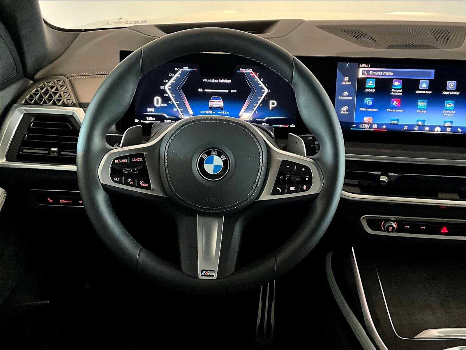 Used 2025 BMW X7 xDrive40i w/ M Sport Package image 16