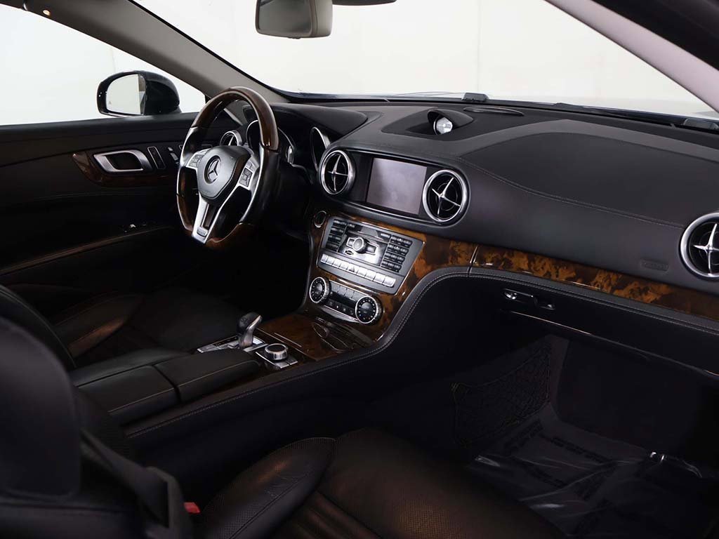 Used 2013 Mercedes-Benz SL 550 SL 550 w/ Premium Pkg image 26