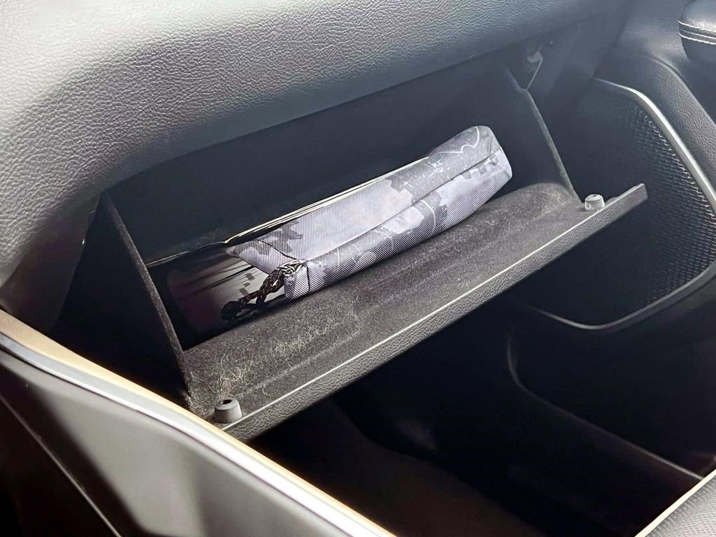 Certified 2021 RAM 1500 Laramie image 28