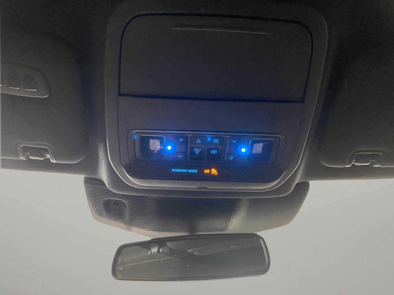 Used 2021 Ford Explorer Platinum w/ Equipment Group 601A AWD/4WD image 18