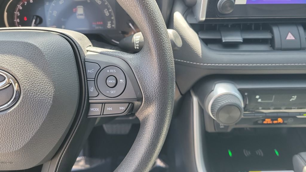 Certified 2025 Toyota RAV4 LE FWD image 26