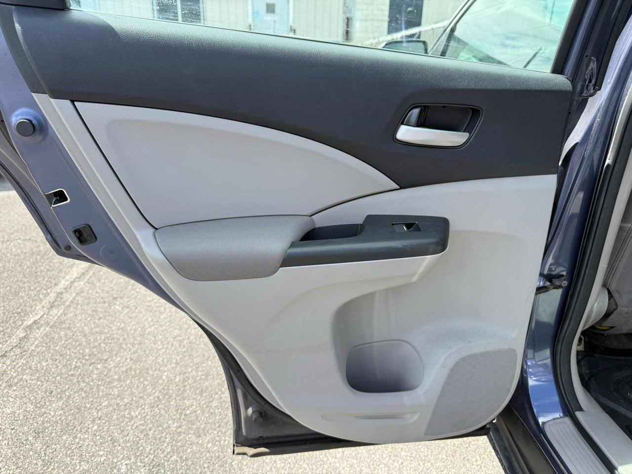 Used 2013 Honda CR-V LX image 8