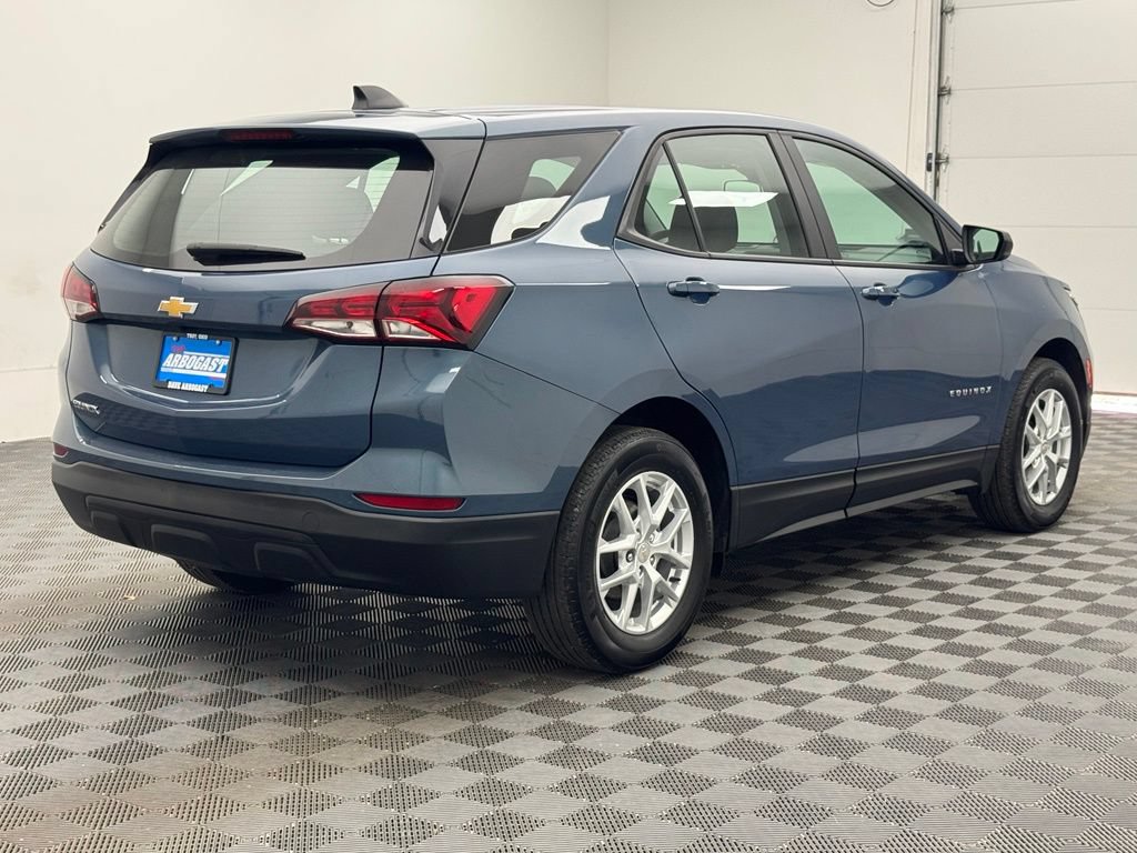 Used 2024 Chevrolet Equinox LS w/ LPO, Floor Liner Package FWD image 5