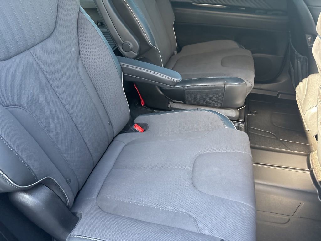 Used 2025 Hyundai Palisade Calligraphy image 34