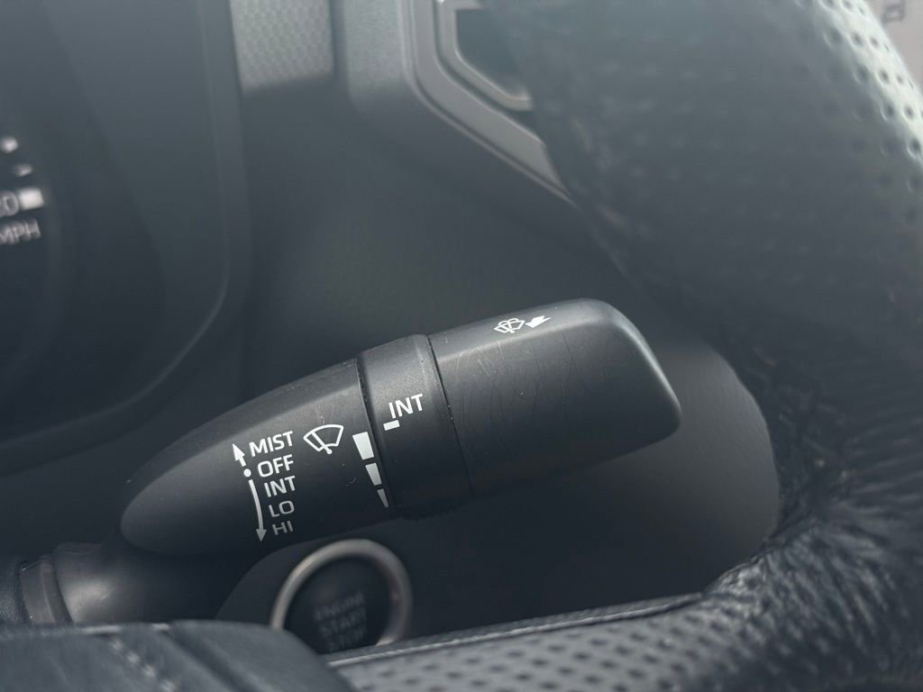 Used 2023 Toyota Tundra Limited image 33