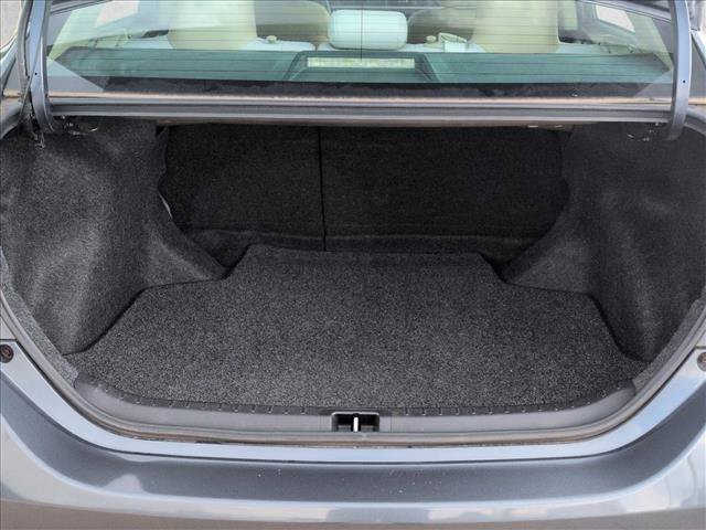 Used 2014 Toyota Corolla LE FWD image 6