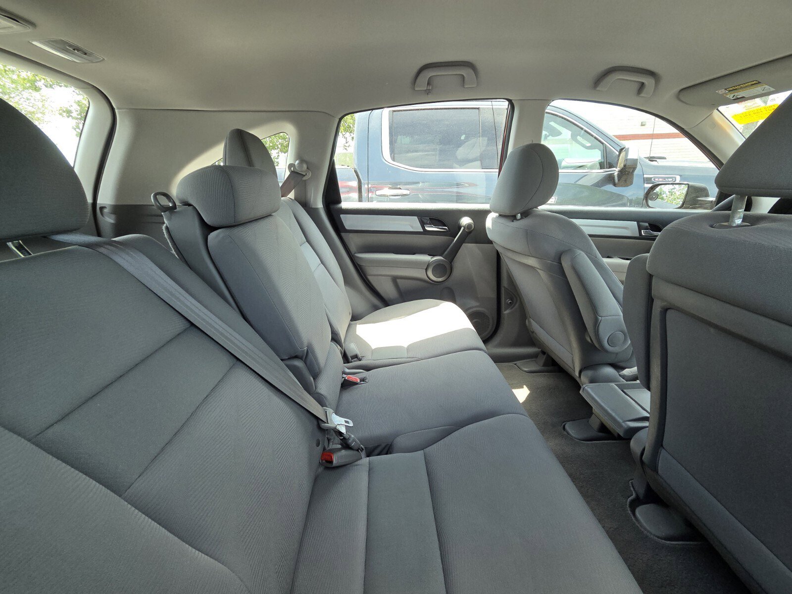 Used 2011 Honda CR-V LX image 7