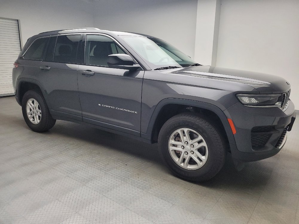 Used 2023 Jeep Grand Cherokee Laredo AWD/4WD image 11