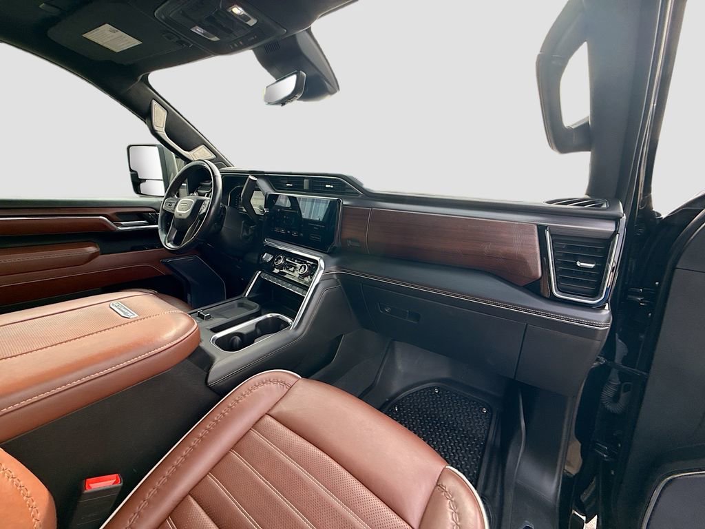 Used 2024 GMC Sierra 2500 Denali Ultimate image 35