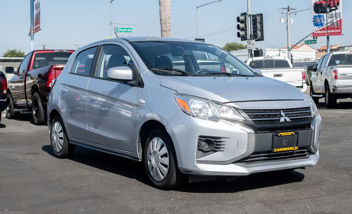 Used 2021 Mitsubishi Mirage LE FWD image 1
