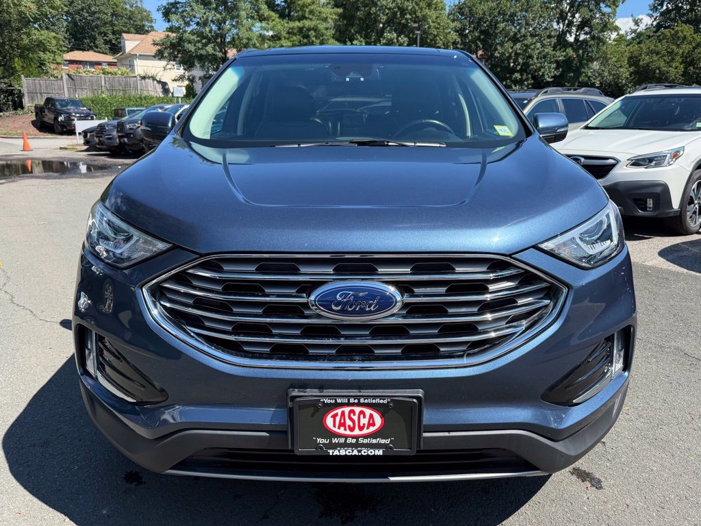 Used 2019 Ford Edge SEL w/ Equipment Group 201A AWD/4WD image 3