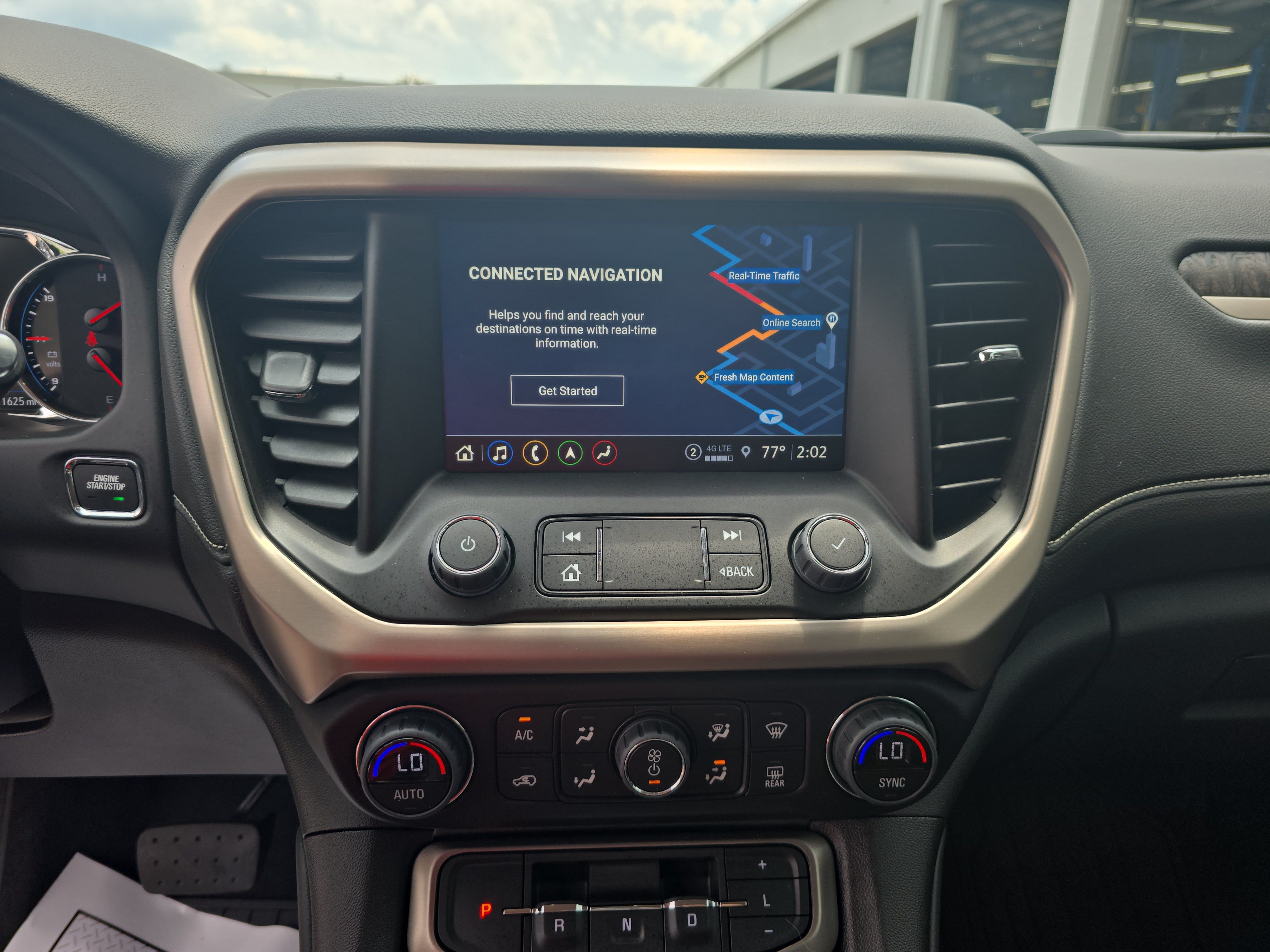 Used 2023 GMC Acadia Denali w/ Denali Ultimate Package FWD image 24