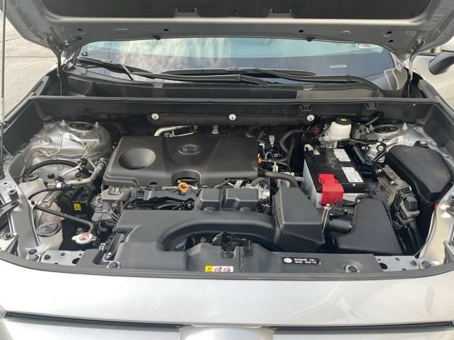 Used 2024 Toyota RAV4 XLE AWD/4WD image 19