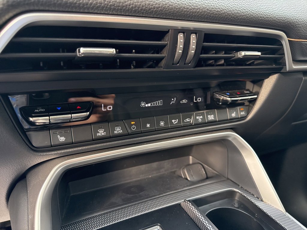 Used 2025 MAZDA CX-70 Plug-In Hybrid w/ Premium Pkg image 27