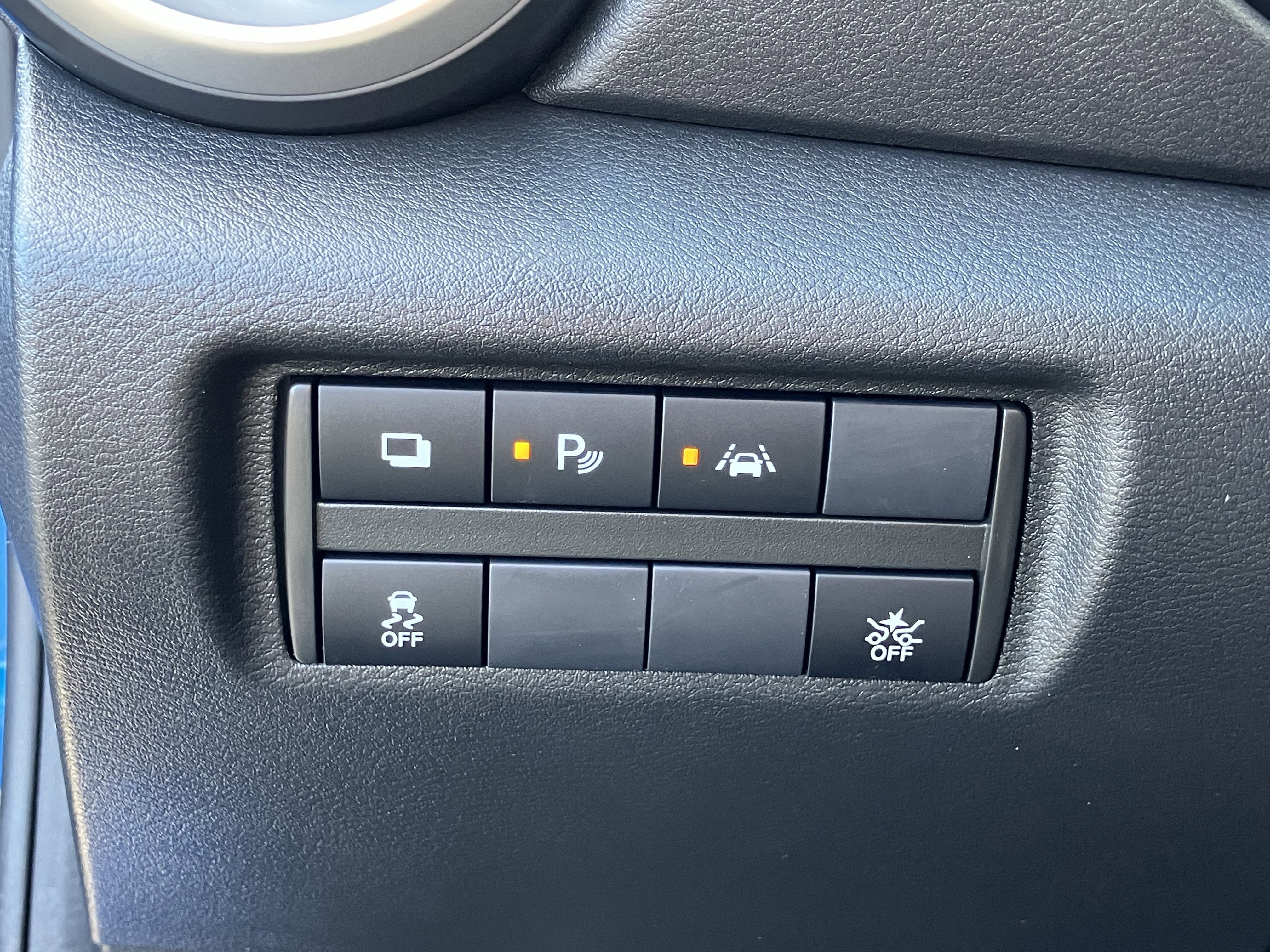 Used 2022 Nissan Versa S image 19