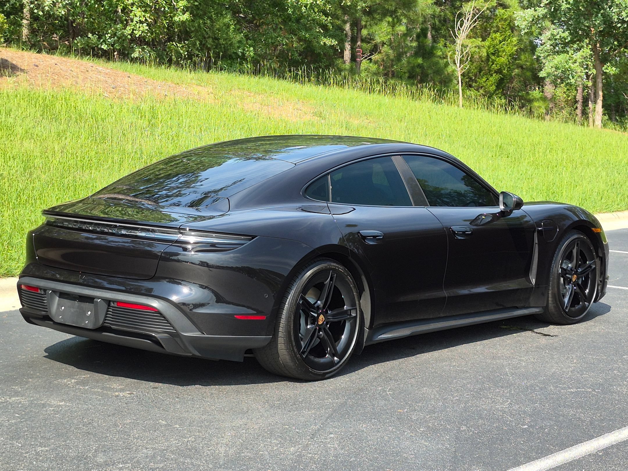 Certified 2026 Porsche Taycan GTS AWD/4WD image 32
