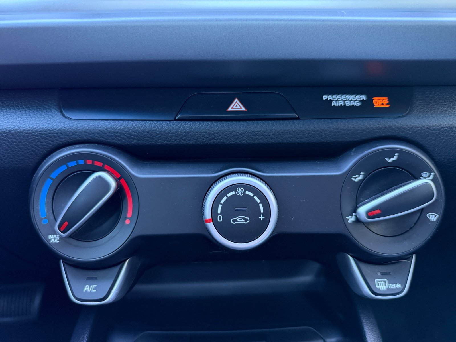 Used 2019 Kia Rio S FWD image 10