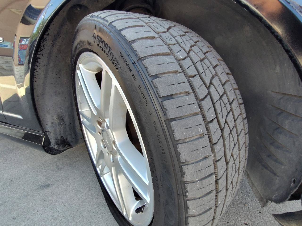Used 2010 Mercedes-Benz C 300 Sedan image 39