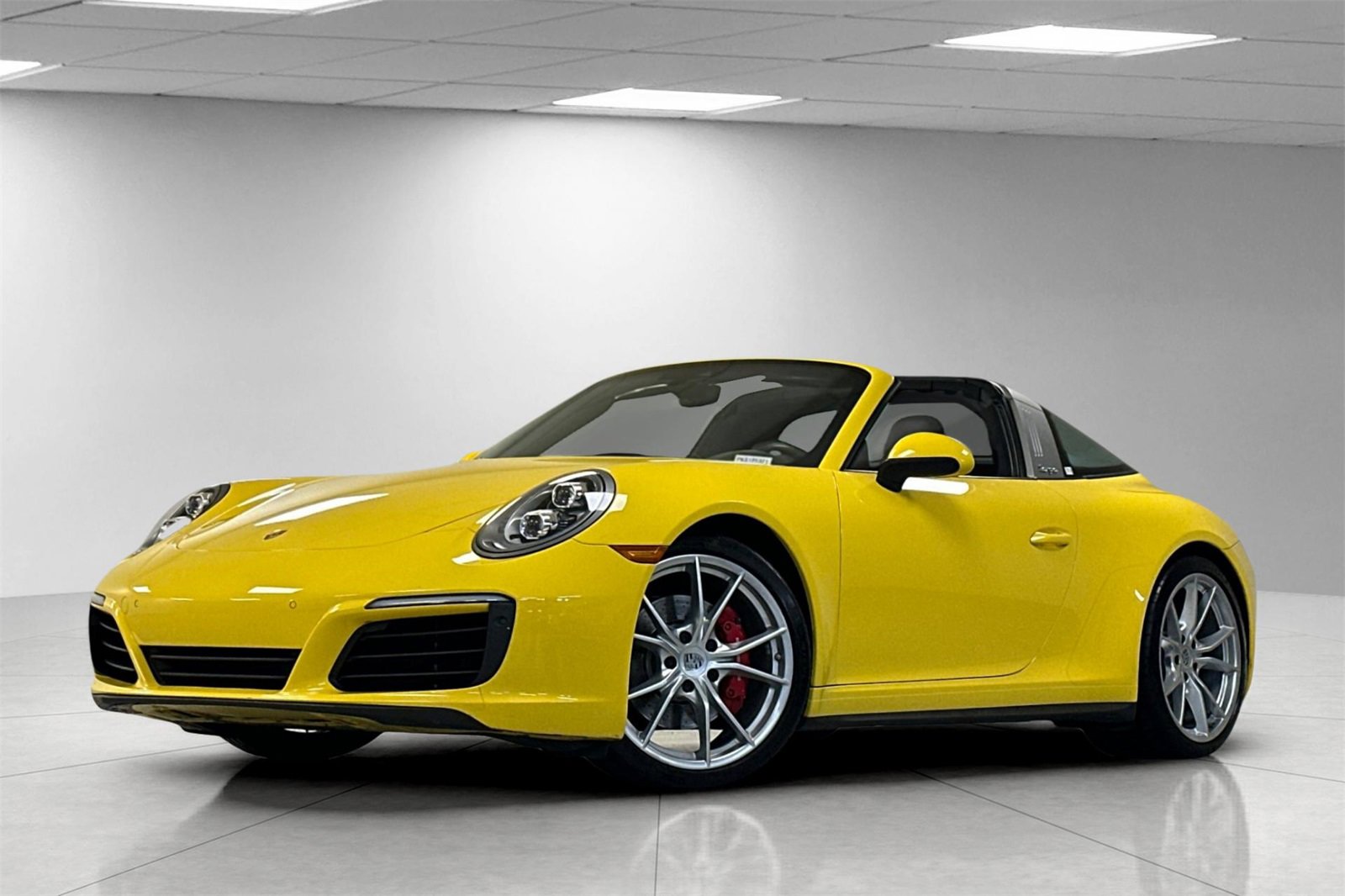 Certified 2019 Porsche 911 Targa 4S
