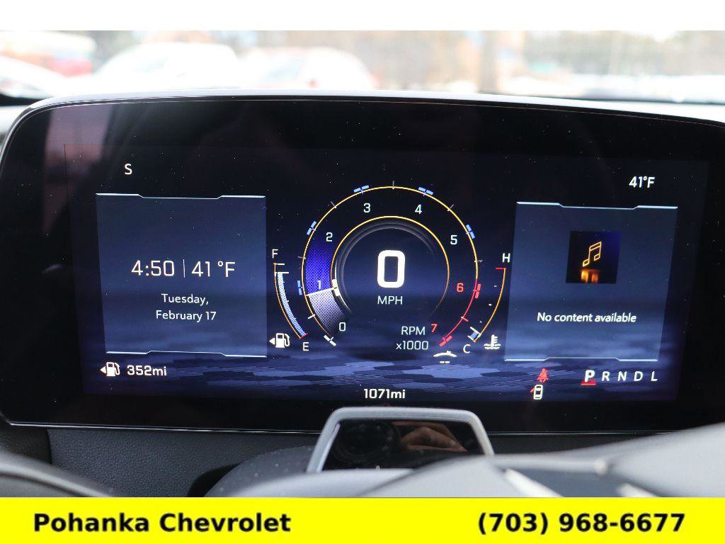 Used 2026 Chevrolet Traverse RS w/ LPO, Floor Liner Package FWD image 9
