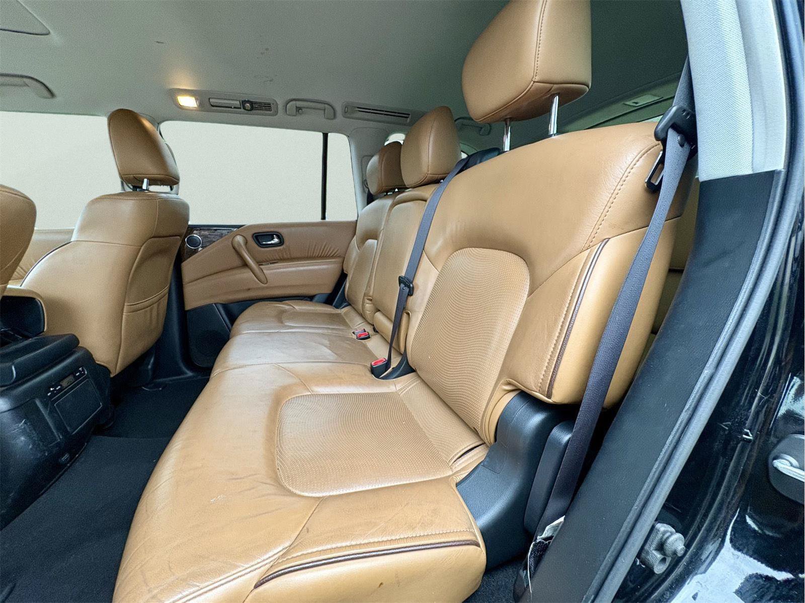 Used 2017 INFINITI QX80 Signature Edition RWD image 7