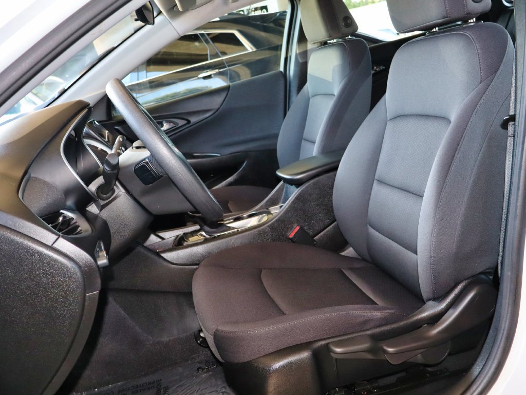 Used 2022 Chevrolet Malibu LS FWD image 12