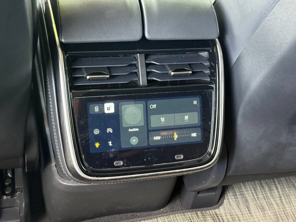 Used 2023 Rivian R1S Adventure AWD/4WD image 23