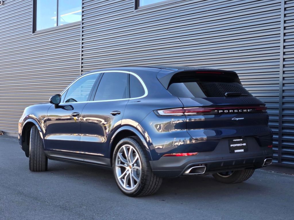 New 2026 Porsche Cayenne image 3